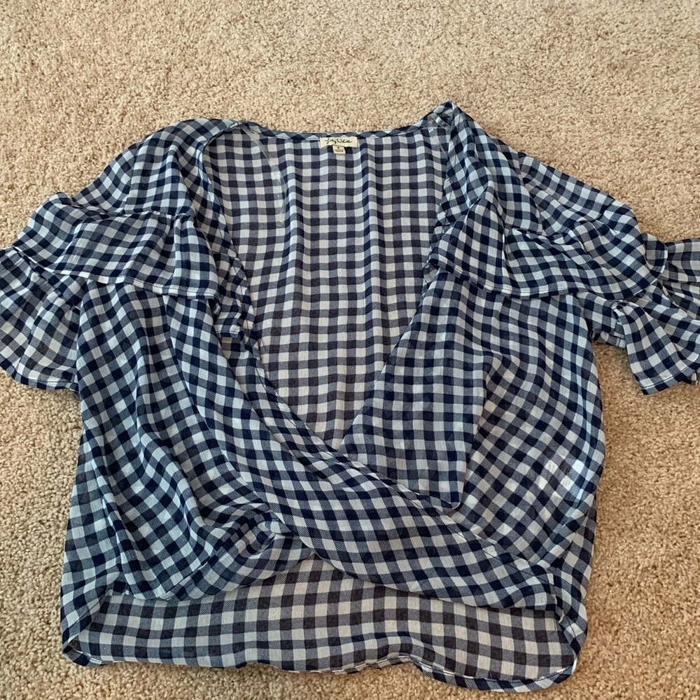 Flowy Navy and White Checkered Blouse